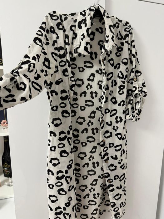 Bluza vaporoasa. .