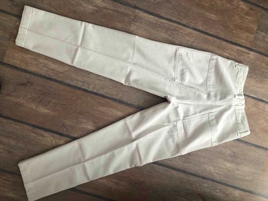 разпродажба на дънки и панталони Зара