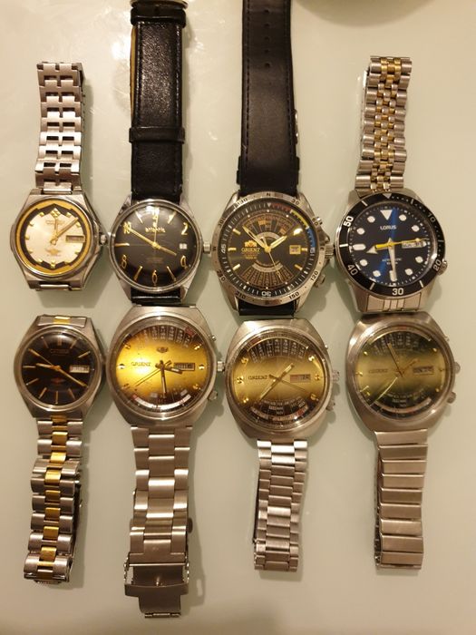 Vand ceasuri bune fără defecte