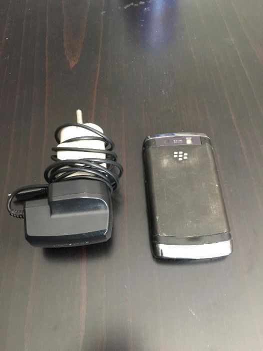 BlackBerry Storm2 9520