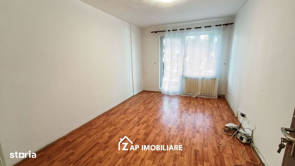 Tudor - Zona Corina  - Etaj 1/4 - Apt 2 camere Decomandat