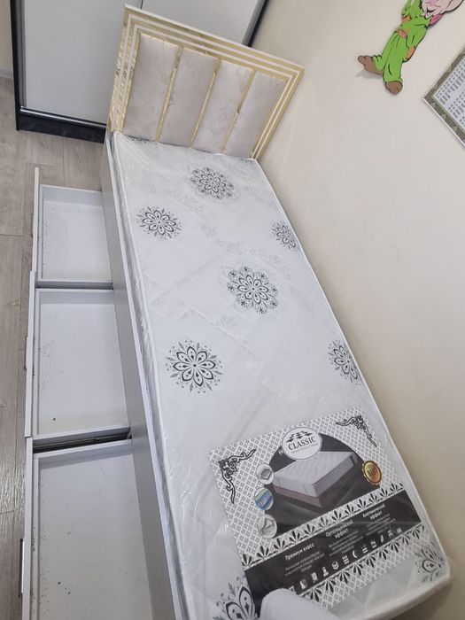 BIR KISHILIK KARVOTLAR skitka narxlarda.