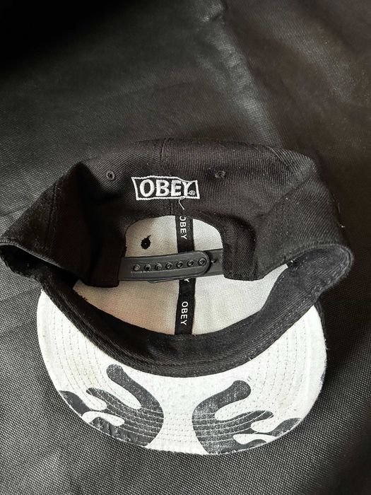 Шапки New Era и OBEY