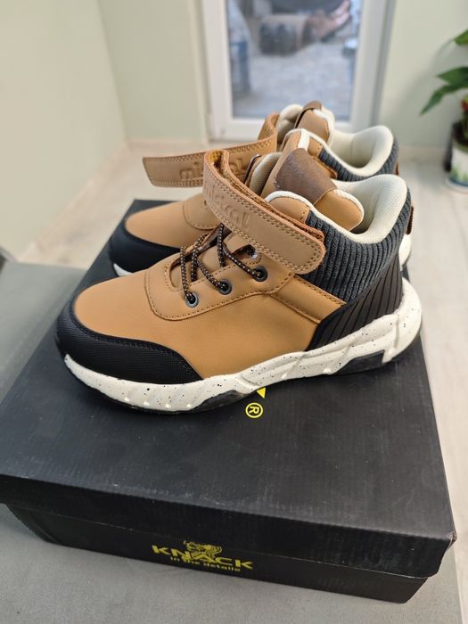 Детски обувки и маратонки