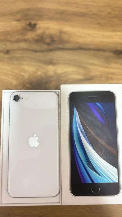 Продам iPhone SE 2020 64gb / 100% аккумулятор