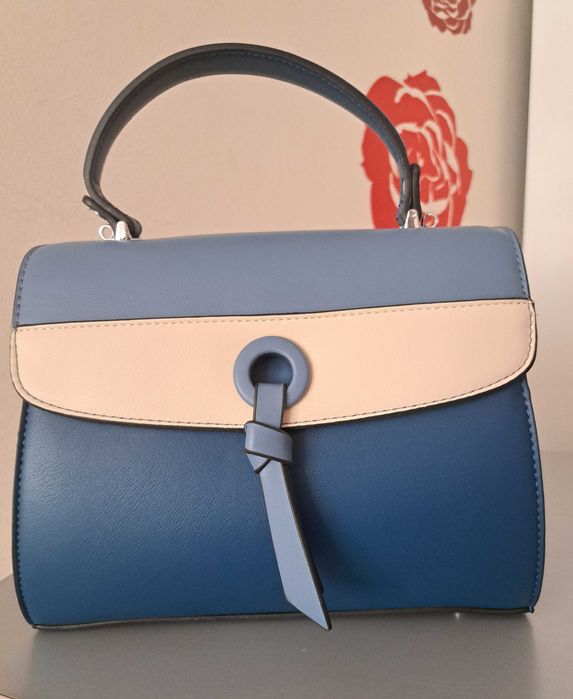 Елегантна и ефектна италианска дамска чанта