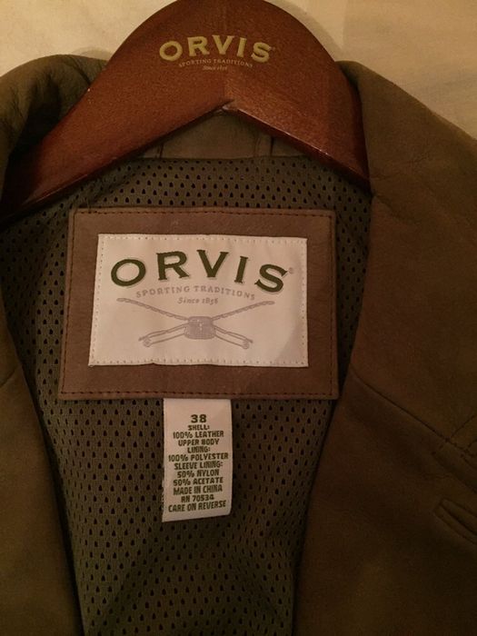 Orvis 2броя блейзери