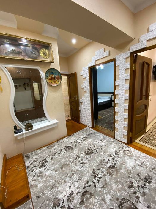 Yashnobodda 5 xonali kvartira ijaraga beramiz! 1-etaj, hovlisi ham bor