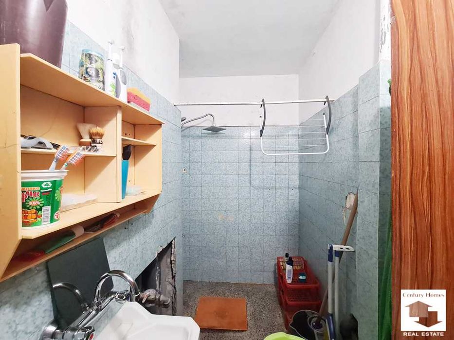 Продава се Четиристаен апартамент в Велико Търново, Бузлуджа - 78 кв.м за 1193 €/кв.м - Снимка #8