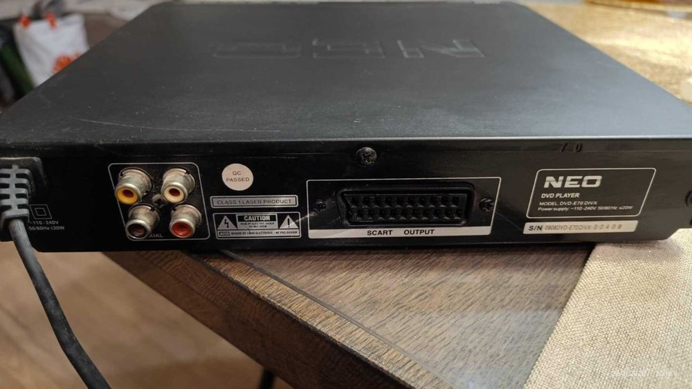 DVD плейър NEO E70 divx с дистанционно