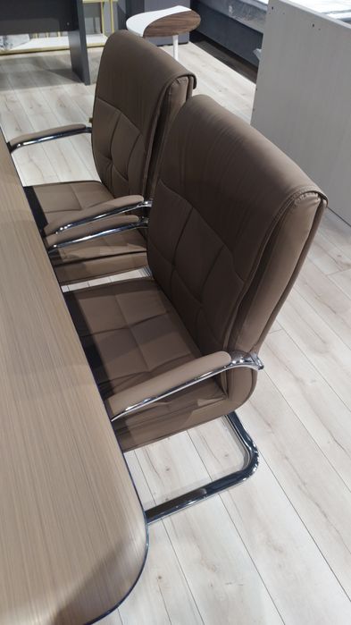 Продаются кресла офисные