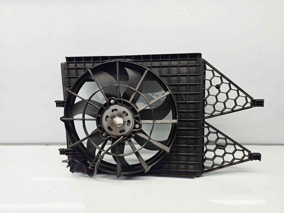 Electroventilator Volkswagen Polo (6R) [Fabr 2009-2016] 6R0121217A 1.4
