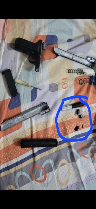 Нужна запчасть основная, черная