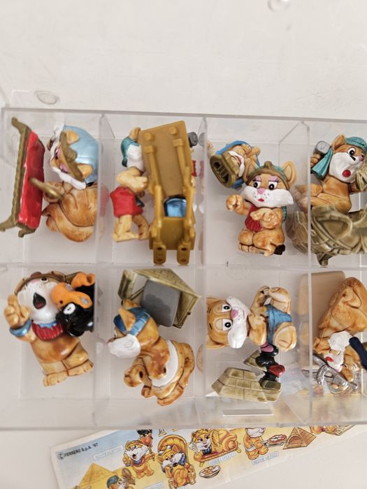 Kinder colectie completa bzp pisicile egiptene
