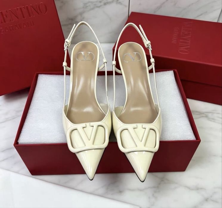 VALENTINO дамски токчета 39 номер  НАЛИЧНИ