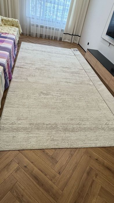 Ковер продается.