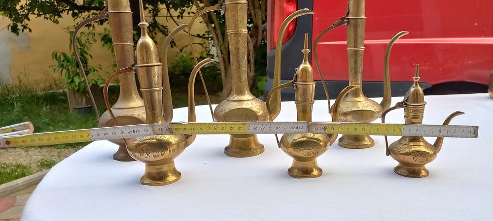 Set 6 ceainicuri lucrate manual alama- bronz