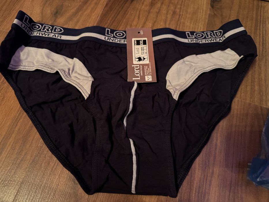 Бельо, слипове, боксерки от затворен магазин