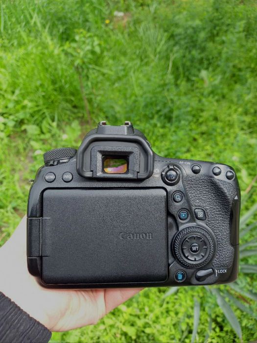 Canon EOS 6D markii sotiladi