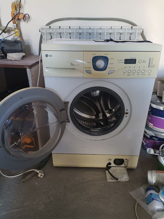 Продам стиральную машину