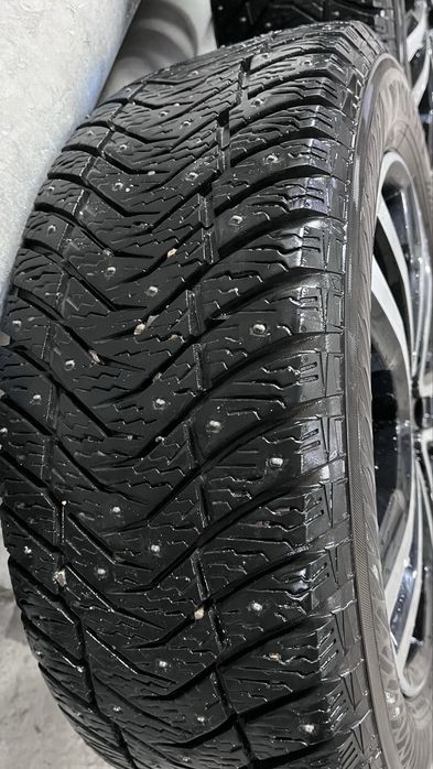 Диски с резиной…….