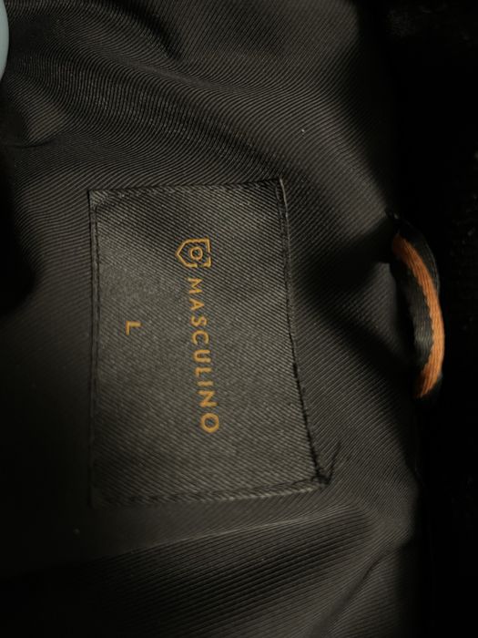 Продам новую Куртку