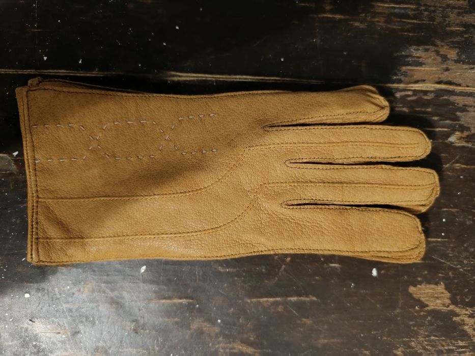 Продам перчатки продам