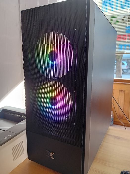 Геймърски компютър I7 6700к gtx1070 8gb