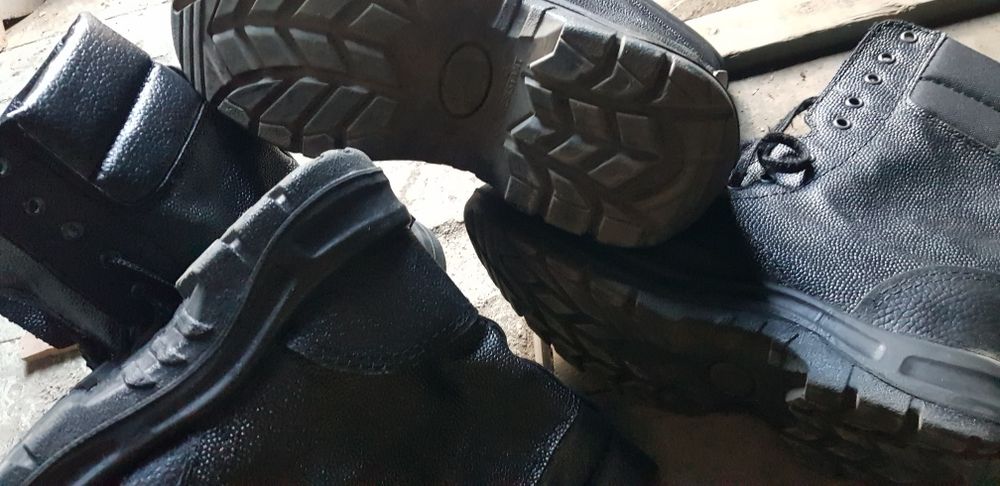 Продам обувь берцы - сапоги