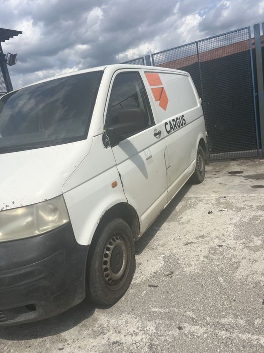 Vand Volkswagen T5 an 2007