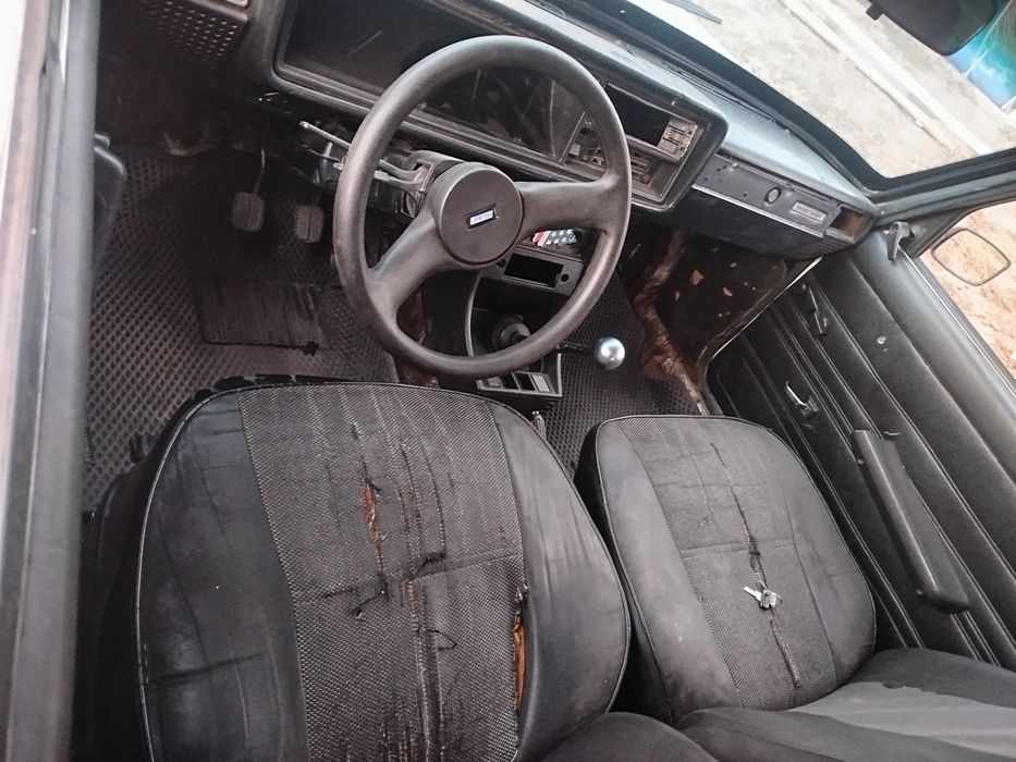 Vaz 2107 sotiladi