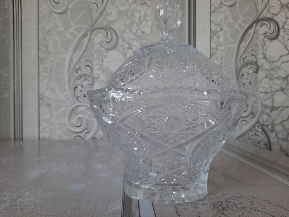 Кастрюля,стаканы