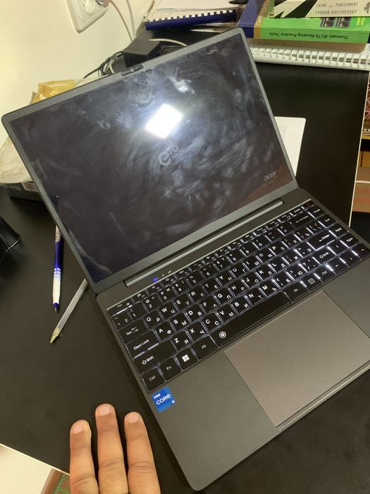 Acer Gadget ETBook E10 {core i5/16/512}