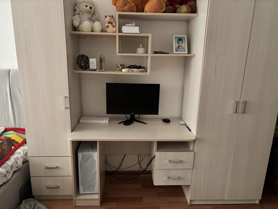 Шкаф+компьютерный стол+полки