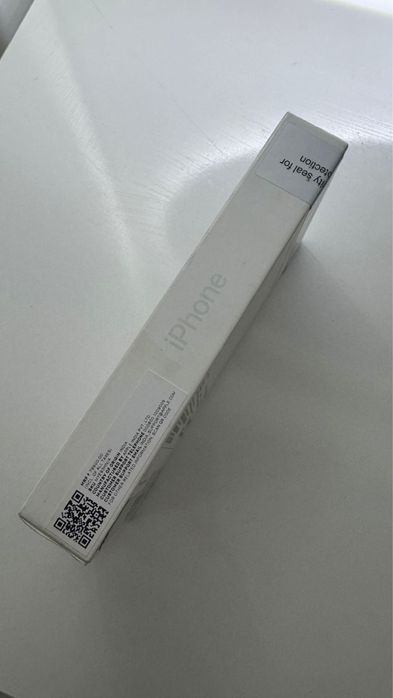 Продам Iphone 16 на 128гб.