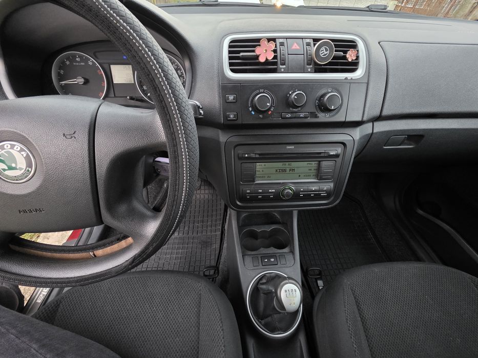 Skoda Fabia 2  1.4 benzina