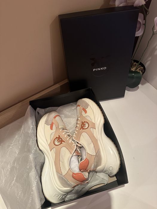Сникърси Pinko Ariel 15