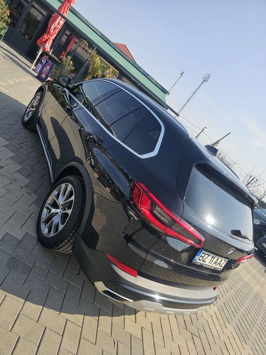 Bmw x5  144000 km la prețul afișat se adaugă