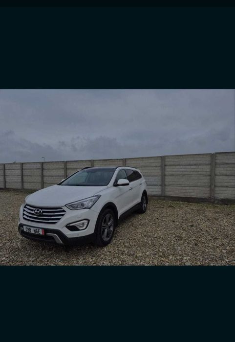 Hyundai Grand Santa Fe 4WD 7 LOCURI RAR EFECTUAT