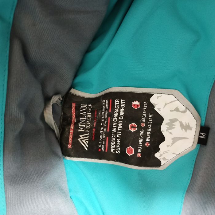 Продам лыжный костюм зима