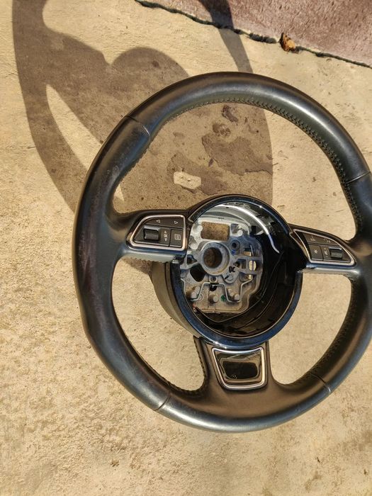 Volan S Line din piele cu comenzi Audi A6 A7 A8 2011-2018 Cod 611013700 / 4G0419091R