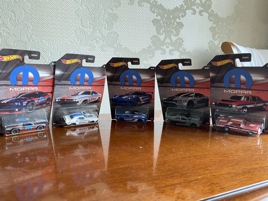 Hot wheels Спец серия MOPAR Dodge