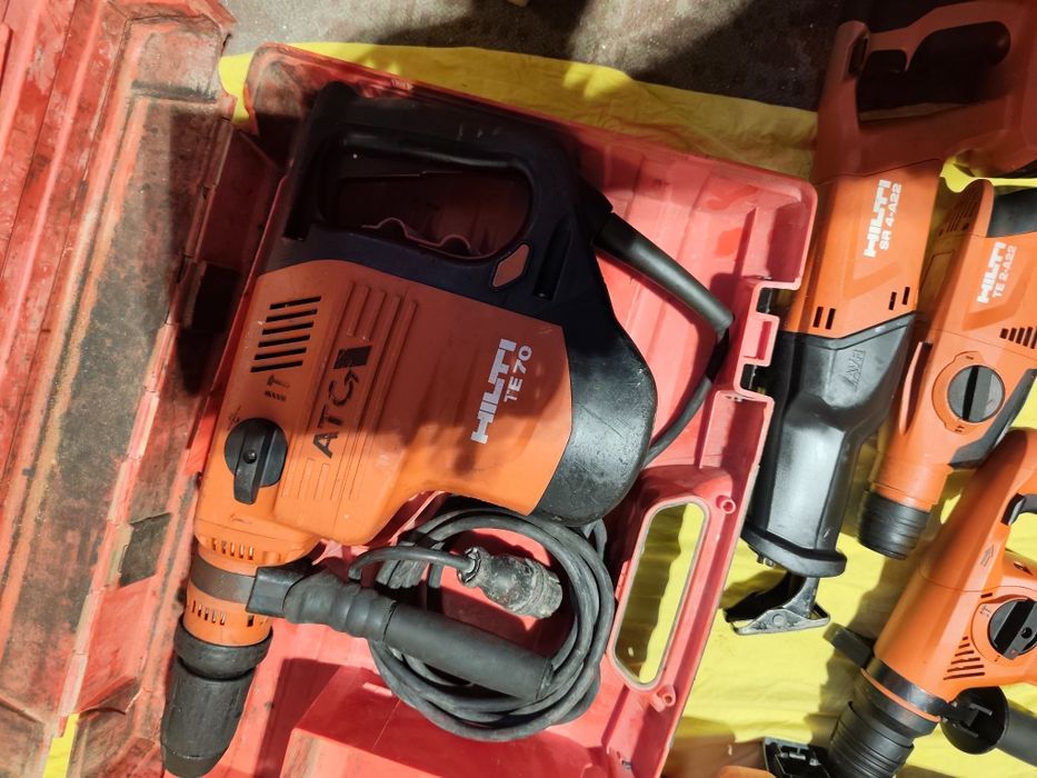 Машини HILTI ХИЛТИ Къртач, перфоратори, винтоверт,трион.