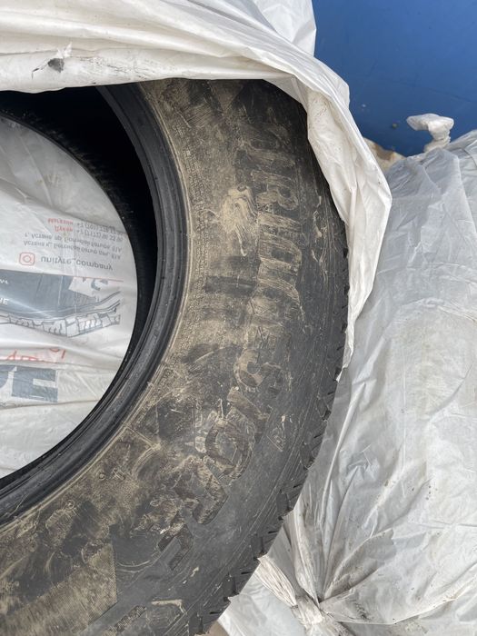 Brigestone 285/65/17 зимние резины