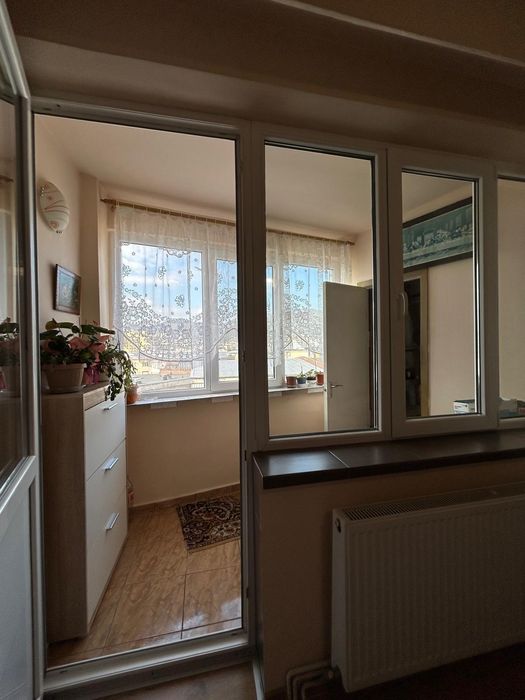 Vând apartament 2 camere, Deva, zona Mihai Viteazu