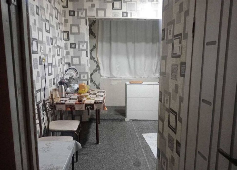 Срочно! Квартира на метро Тинчлик 2/1/9 общ пл 60м ,балкон 1*7