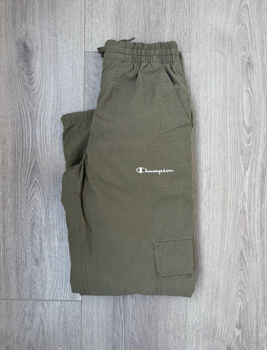 Pantaloni Champion marimea 126-131 cm; 7-8 ani