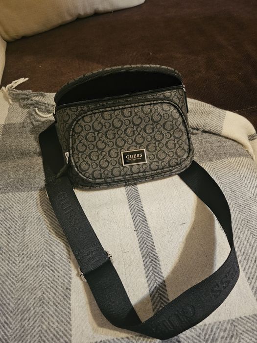 Borseta Guess barbati