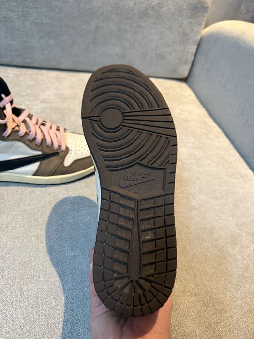 Jordan 1 high Travis Scott mocha