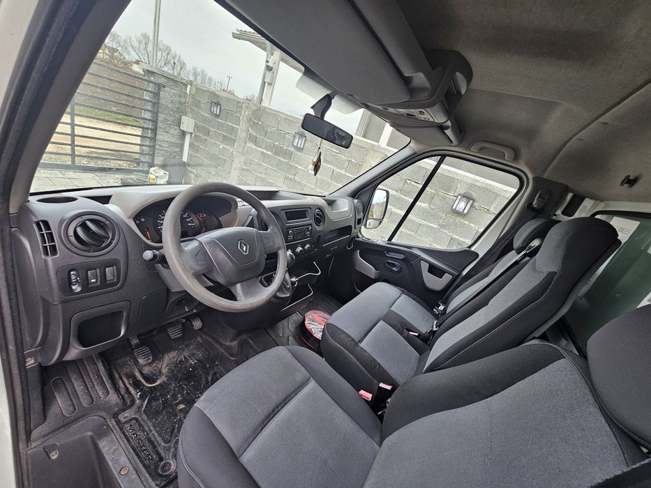 Renault Master 9000EUR/SCHIMB cu MINIBUS 8+1 sau auto frigorific